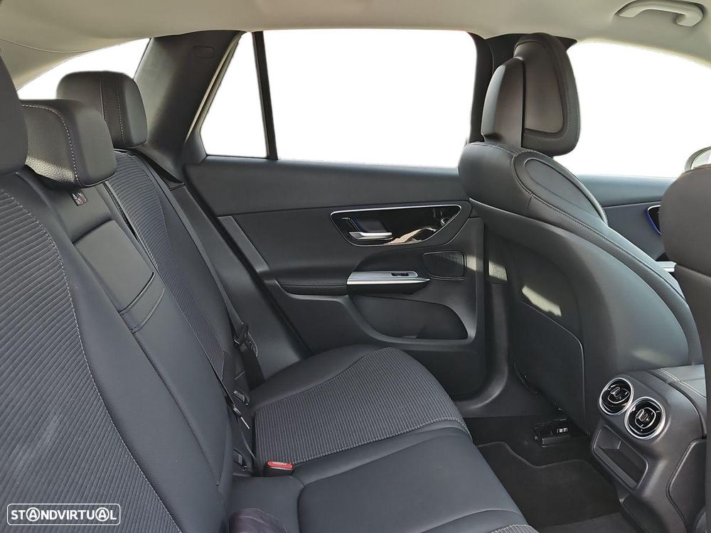 Mercedes-Benz GLC 300 - 16