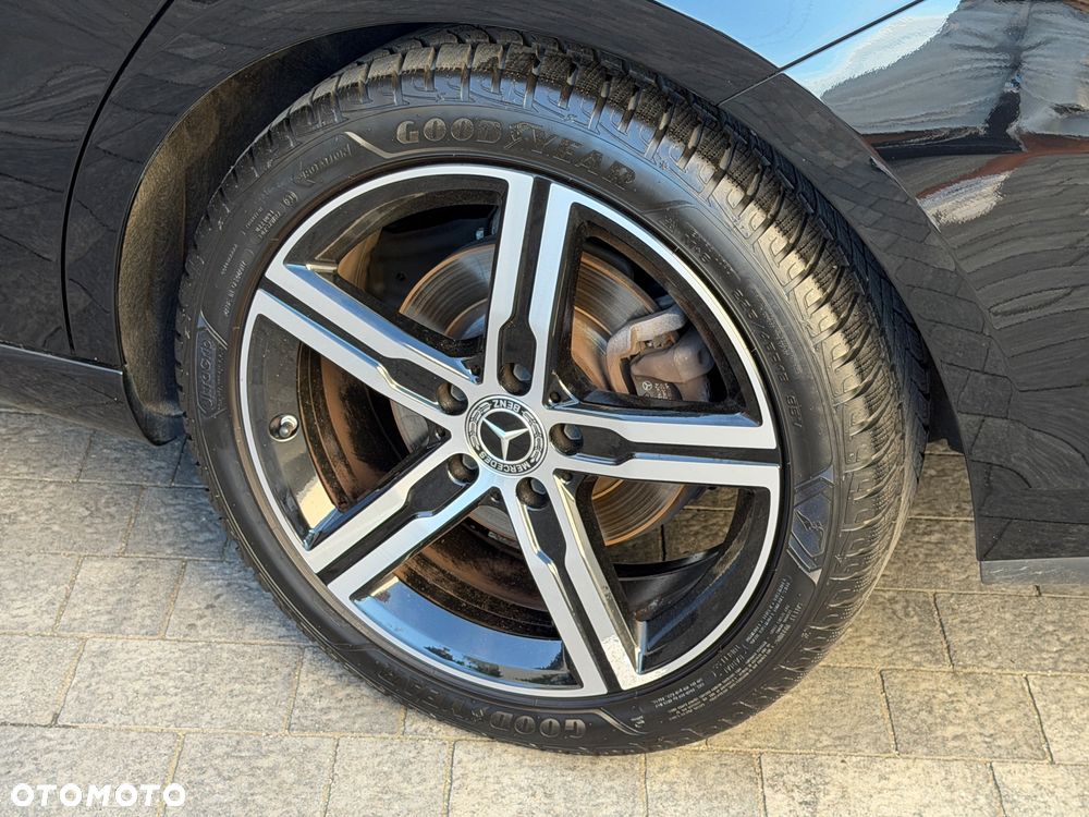 Mercedes-Benz CLA - 14