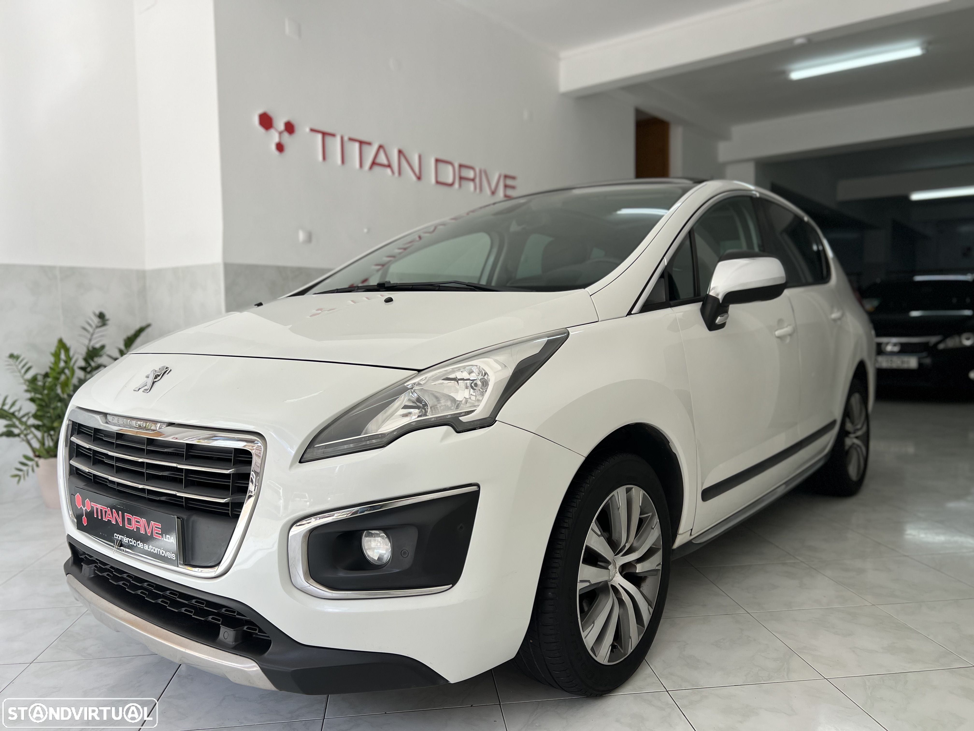 Peugeot 3008 1.6 HDi Allure - 1