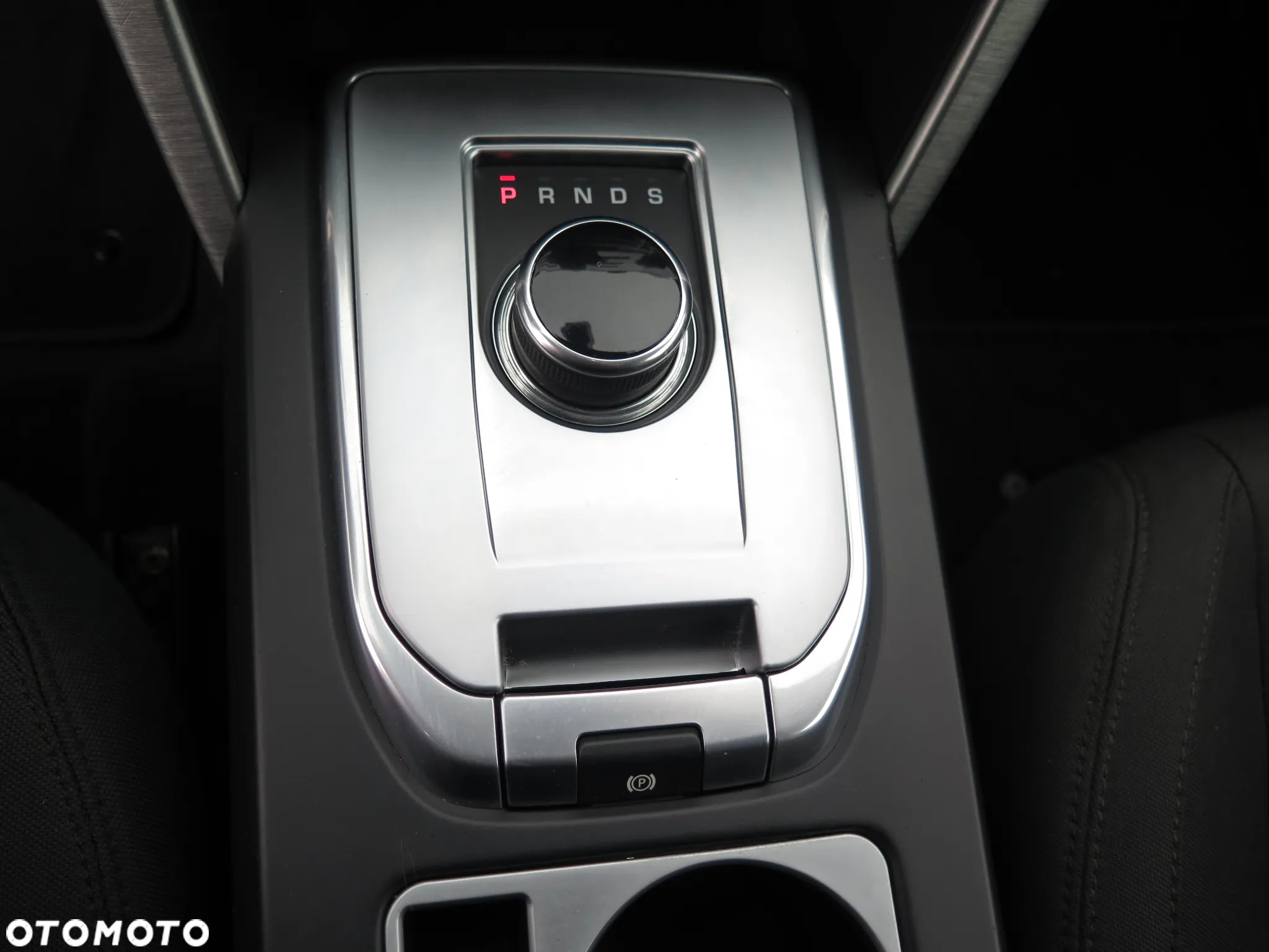 Land Rover Discovery Sport - 9