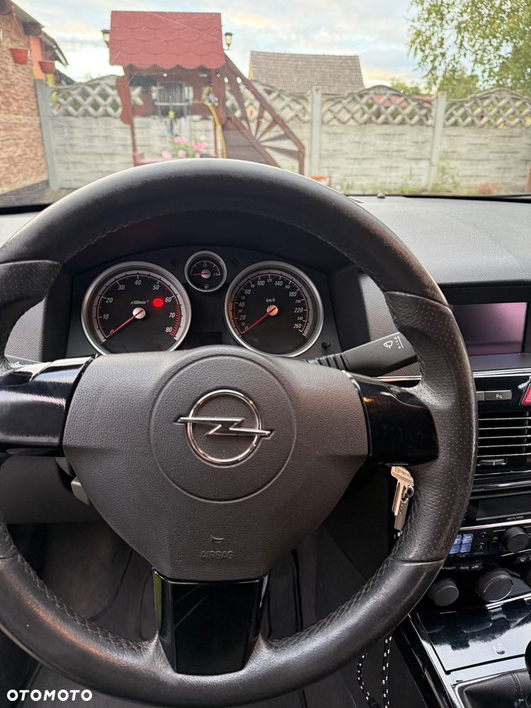 Opel Astra 1.6 - 17