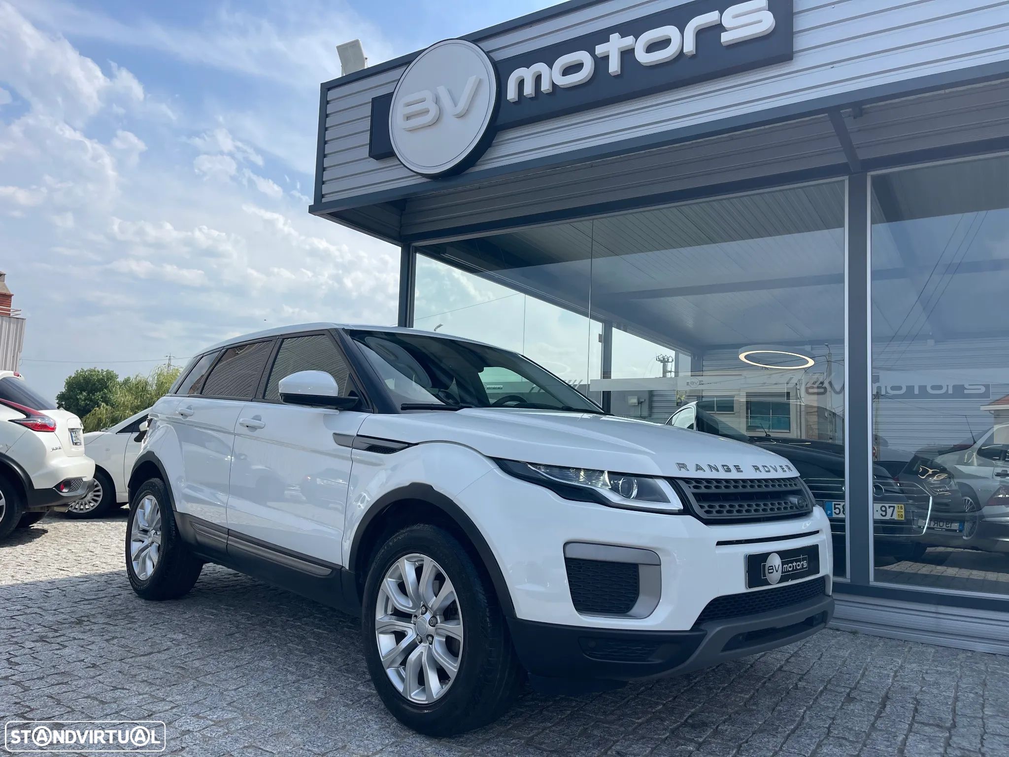 Land Rover Range Rover Evoque 2.0 eD4 SE Dynamic - 1