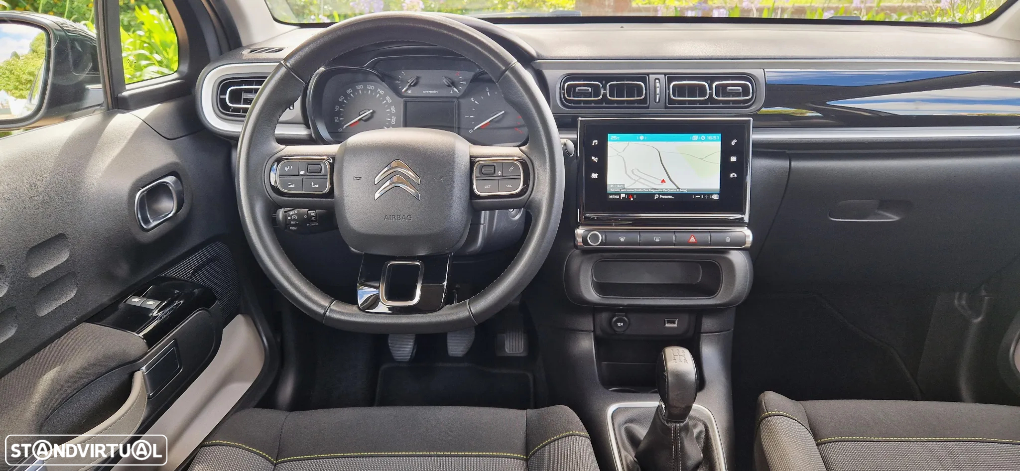 Citroën C3 1.2 PureTech Shine - 10