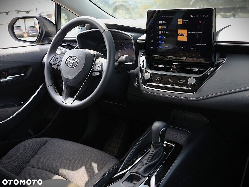 Toyota Corolla 1.8 Hybrid Comfort - 17