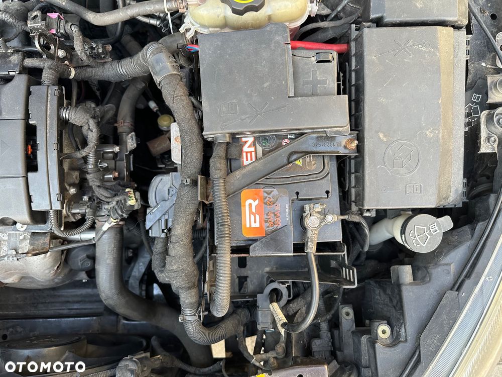 Opel Astra 1.6 - 25