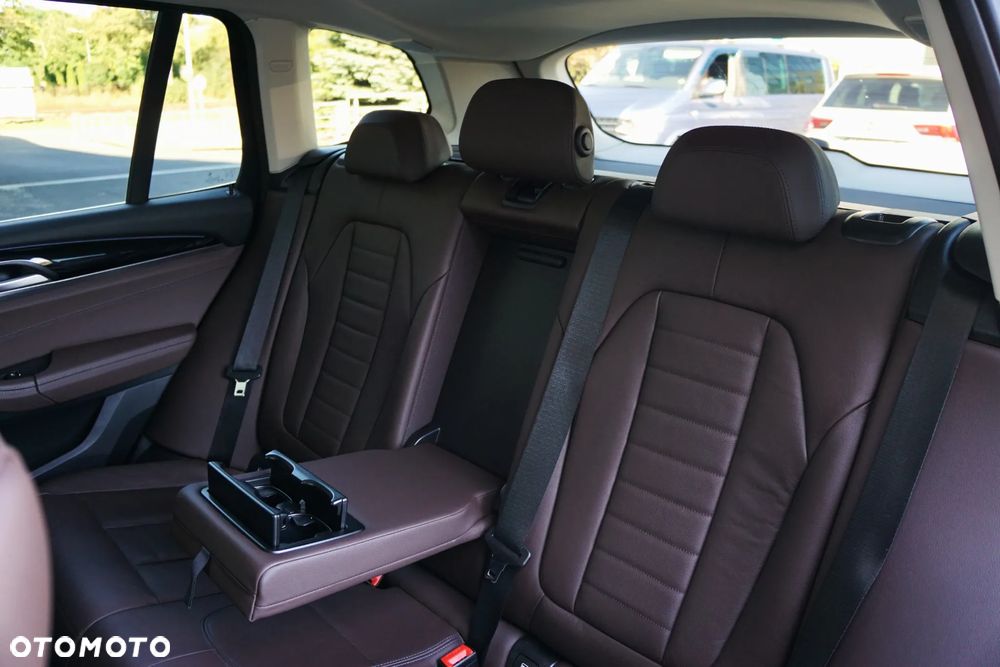 BMW X3 - 24
