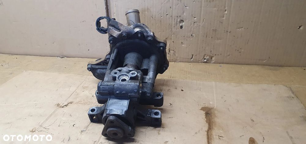 Pompa wspomagania kierownicy pompa wody Ford Transit MK7 2.2 TDCI 6C113A674AA - 6