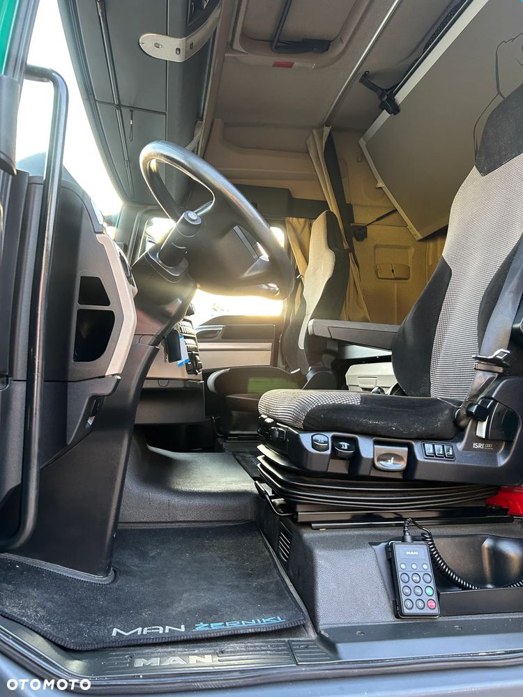 MAN TGX 18.460 KM RETARDER / PTO PRZYSTAWKA / NOWE HAMULCE PRZÓD i TYŁ / ORYGINALNY PRZEBIEG / DOSTĘPNE 3 SZTUKI !! - 24