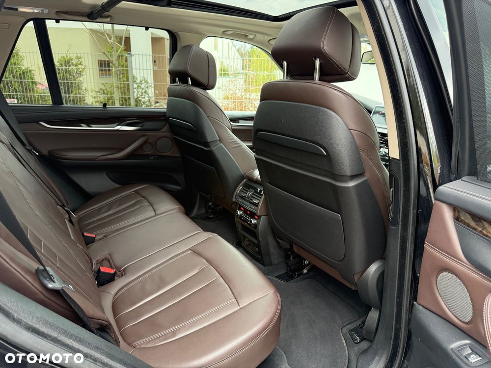 BMW X5 xDrive35i - 16