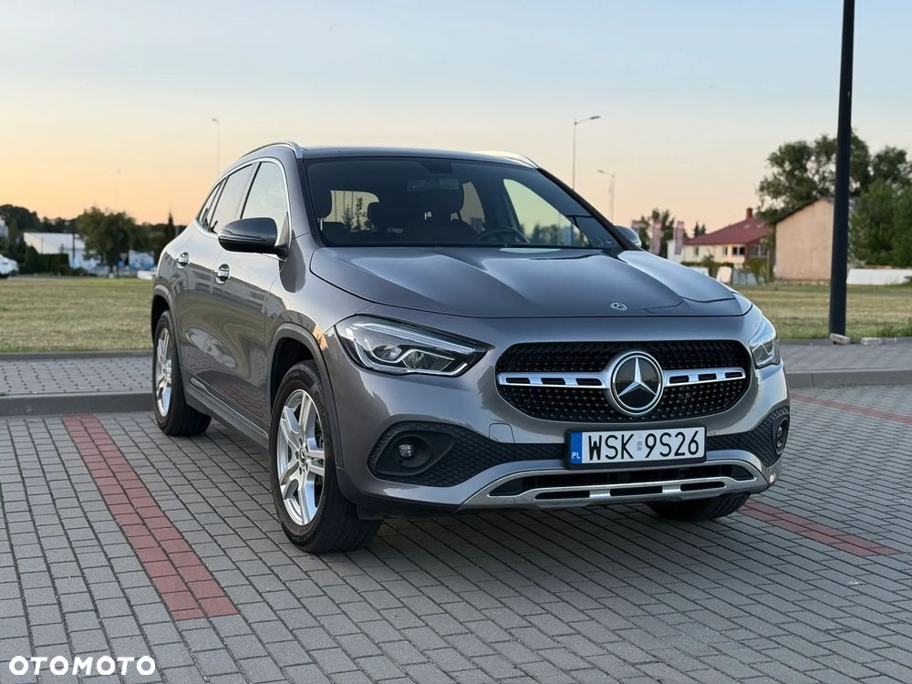 Mercedes-Benz GLA - 1