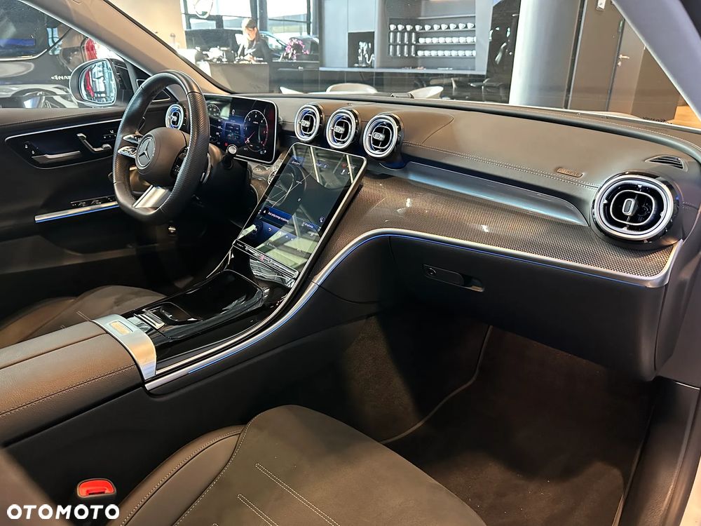 Mercedes-Benz Klasa C 200 d T 9G-TRONIC AMG Line - 15