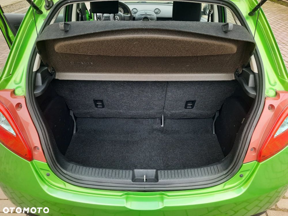 Mazda 2 1.3 90th Anniversary - 13