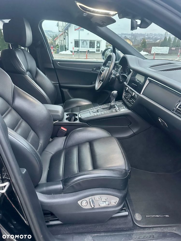 Porsche Macan - 12