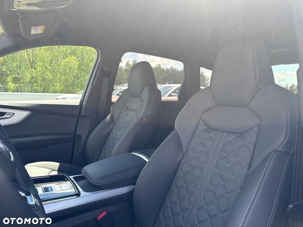 Audi Q7 - 7