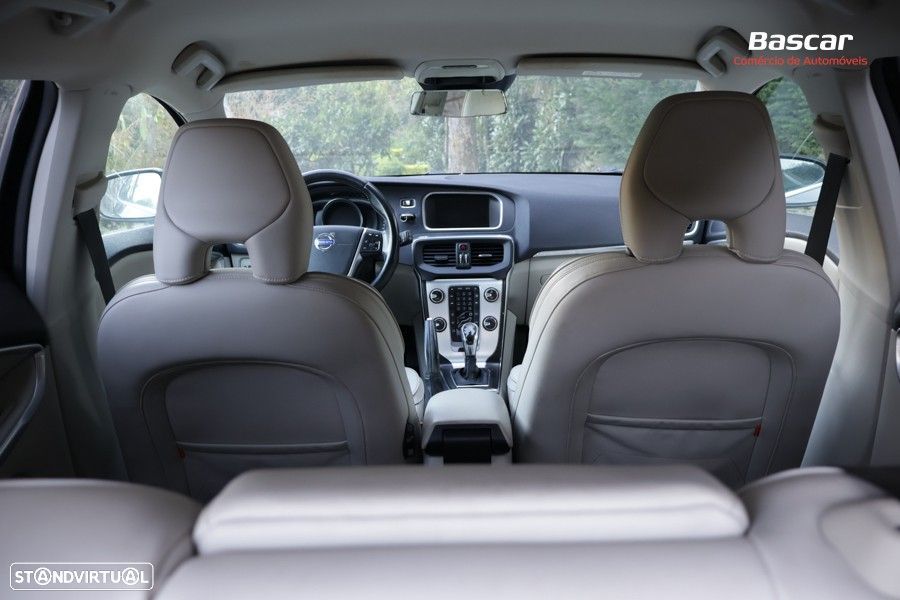 Volvo V40 Cross Country 1.6 D2 VOR Powershift - 20