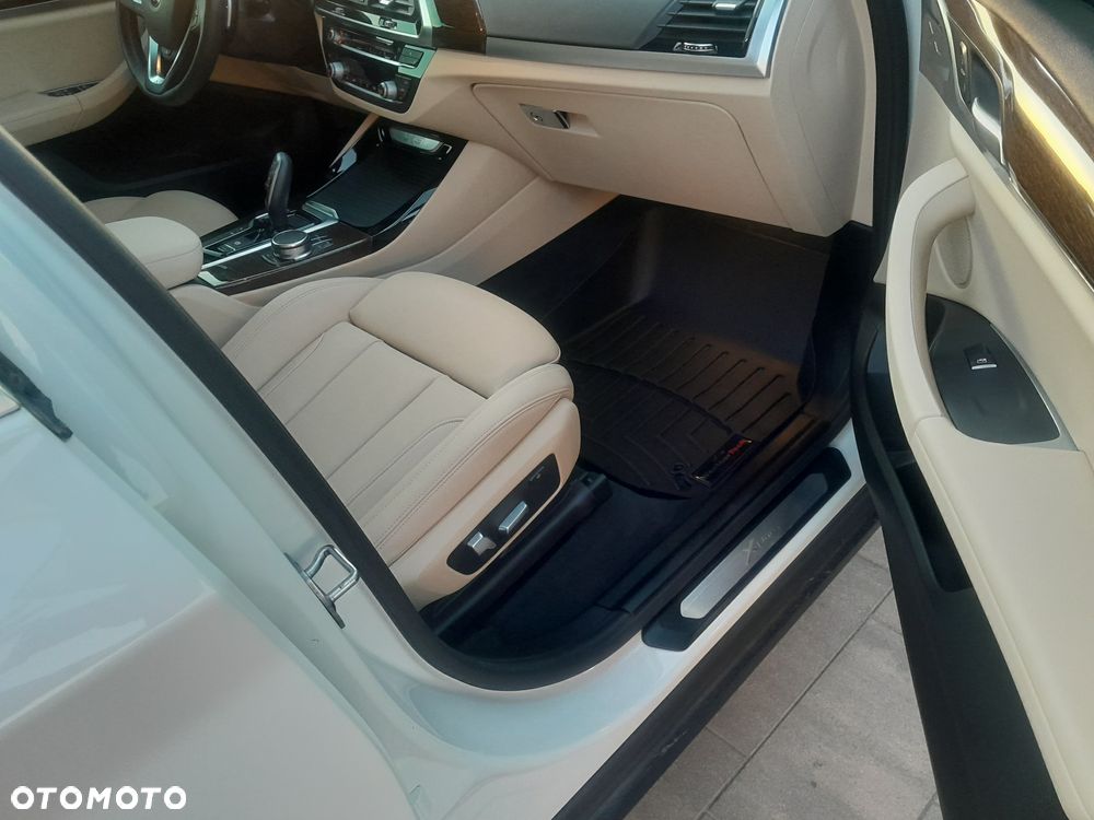 BMW X3 xDrive30i xLine - 8