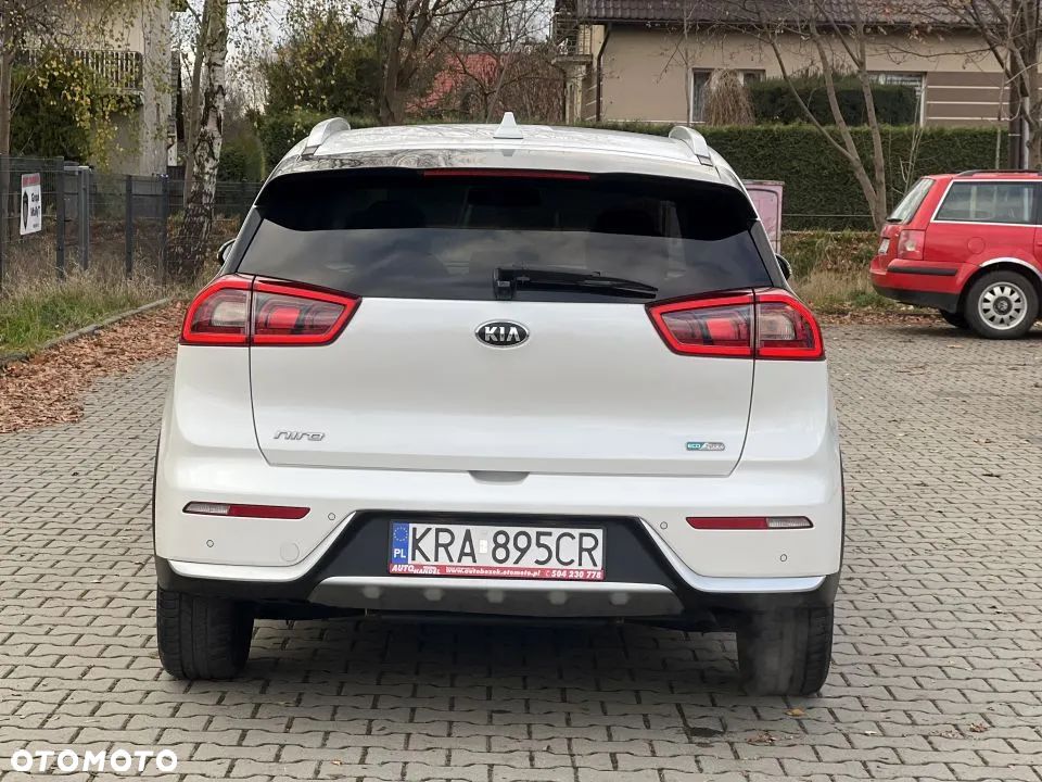 Kia Niro - 36