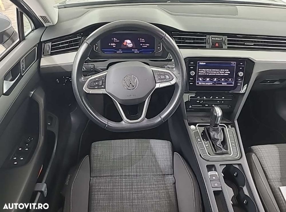 Volkswagen Passat 1.5 TSI ACT DSG Comfortline - 8