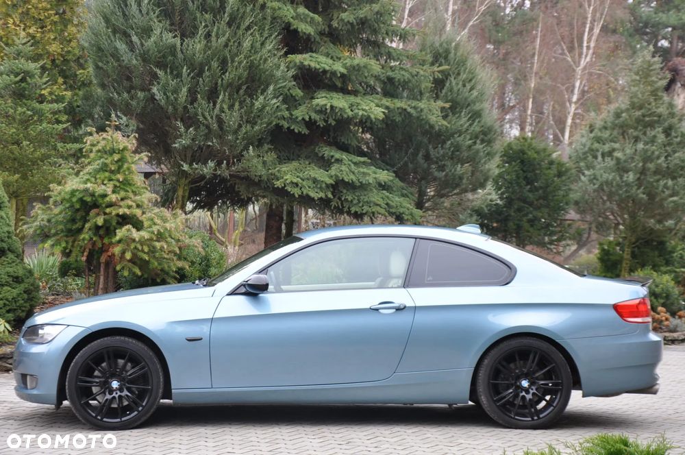 BMW Seria 3 325i xDrive - 4