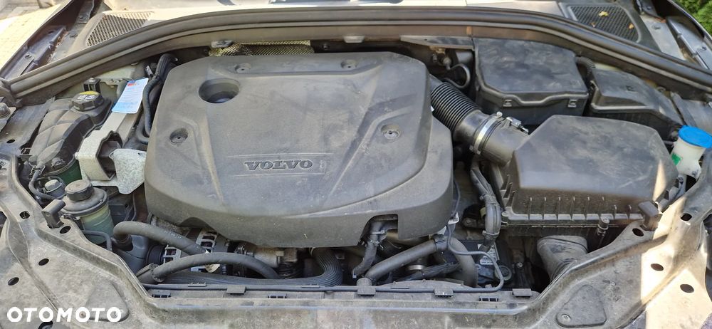 Volvo XC 60 D3 Drive-E Momentum - 20