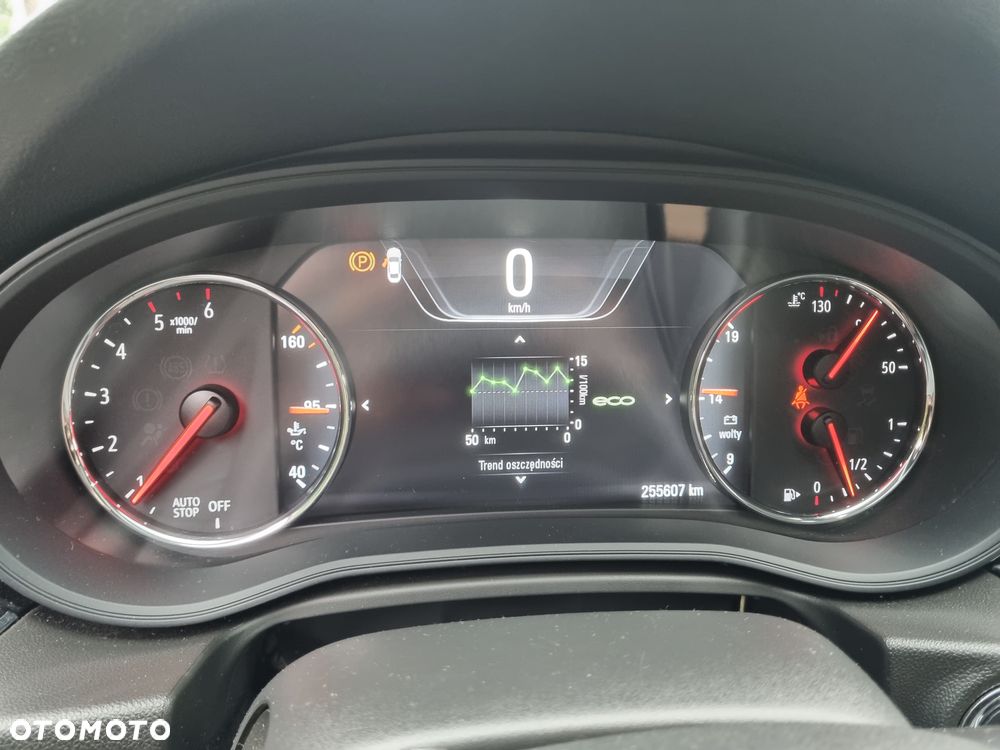 Opel Insignia 2.0 CDTI Cosmo S&S - 17