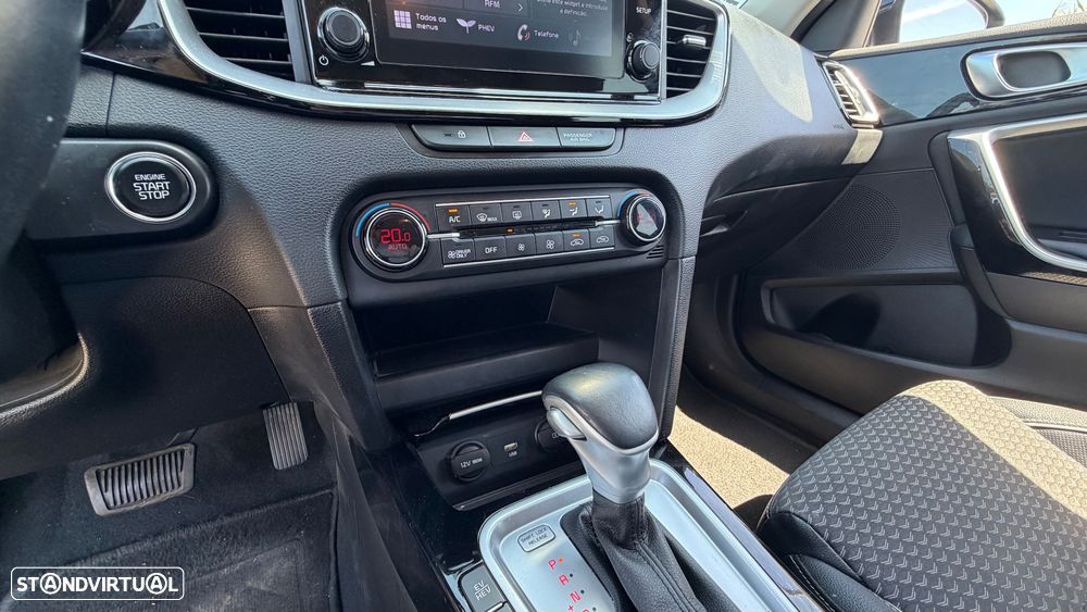 Kia XCeed - 20