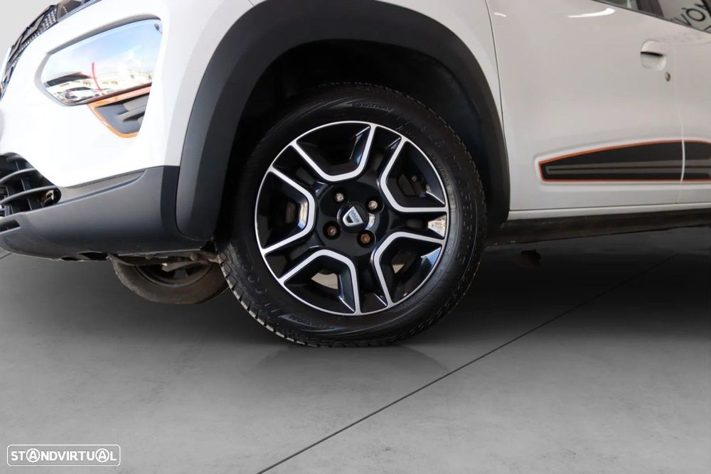 Dacia Spring Comfort Plus - 17