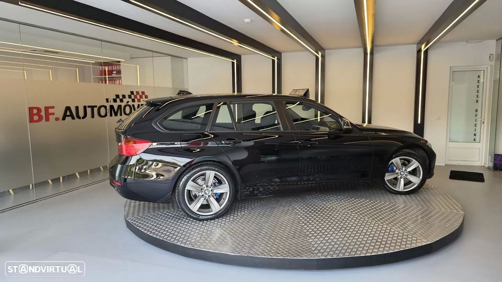 BMW 318 d Touring Aut. Sport Line - 7