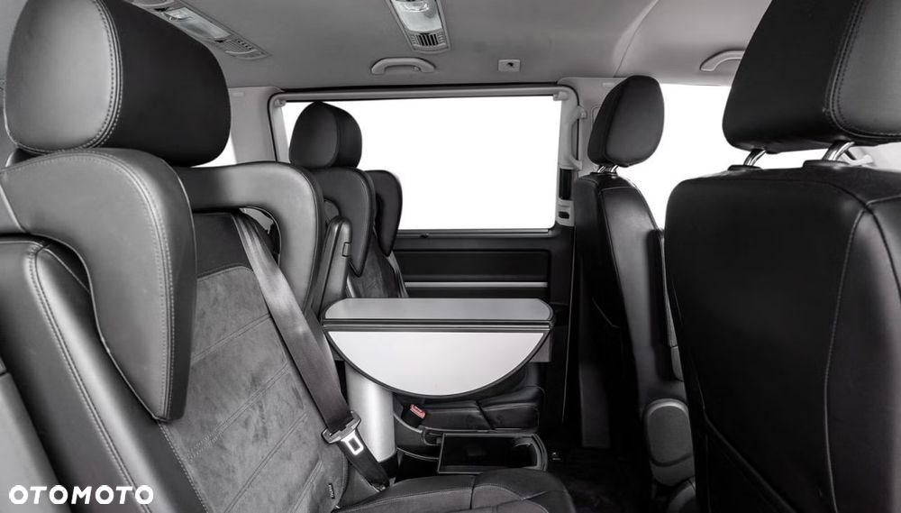 Volkswagen Multivan - 18