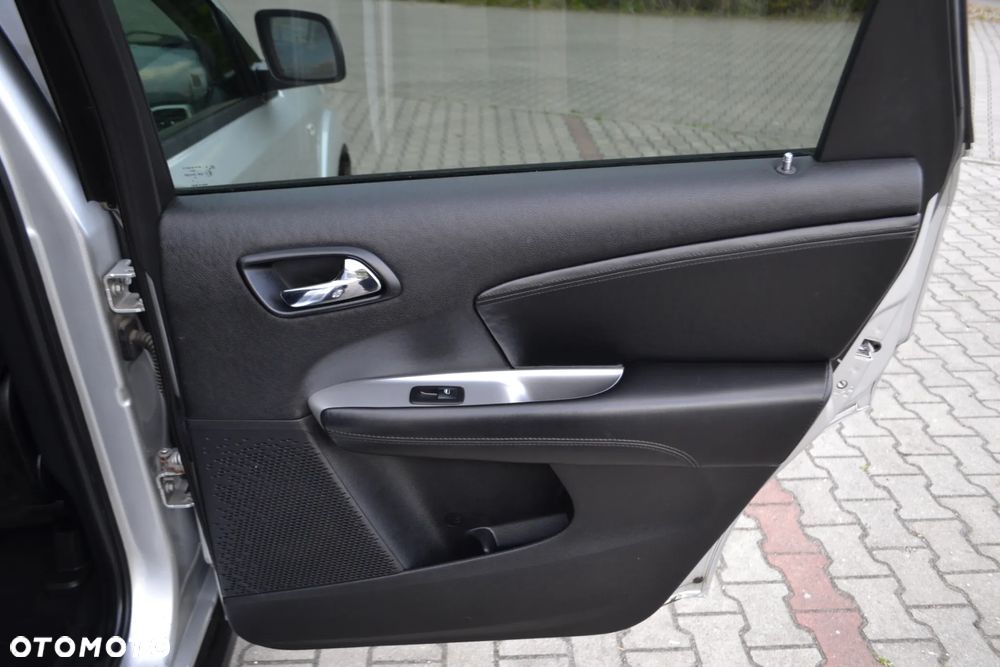 Fiat Freemont 2.0 Multijet Urban - 17