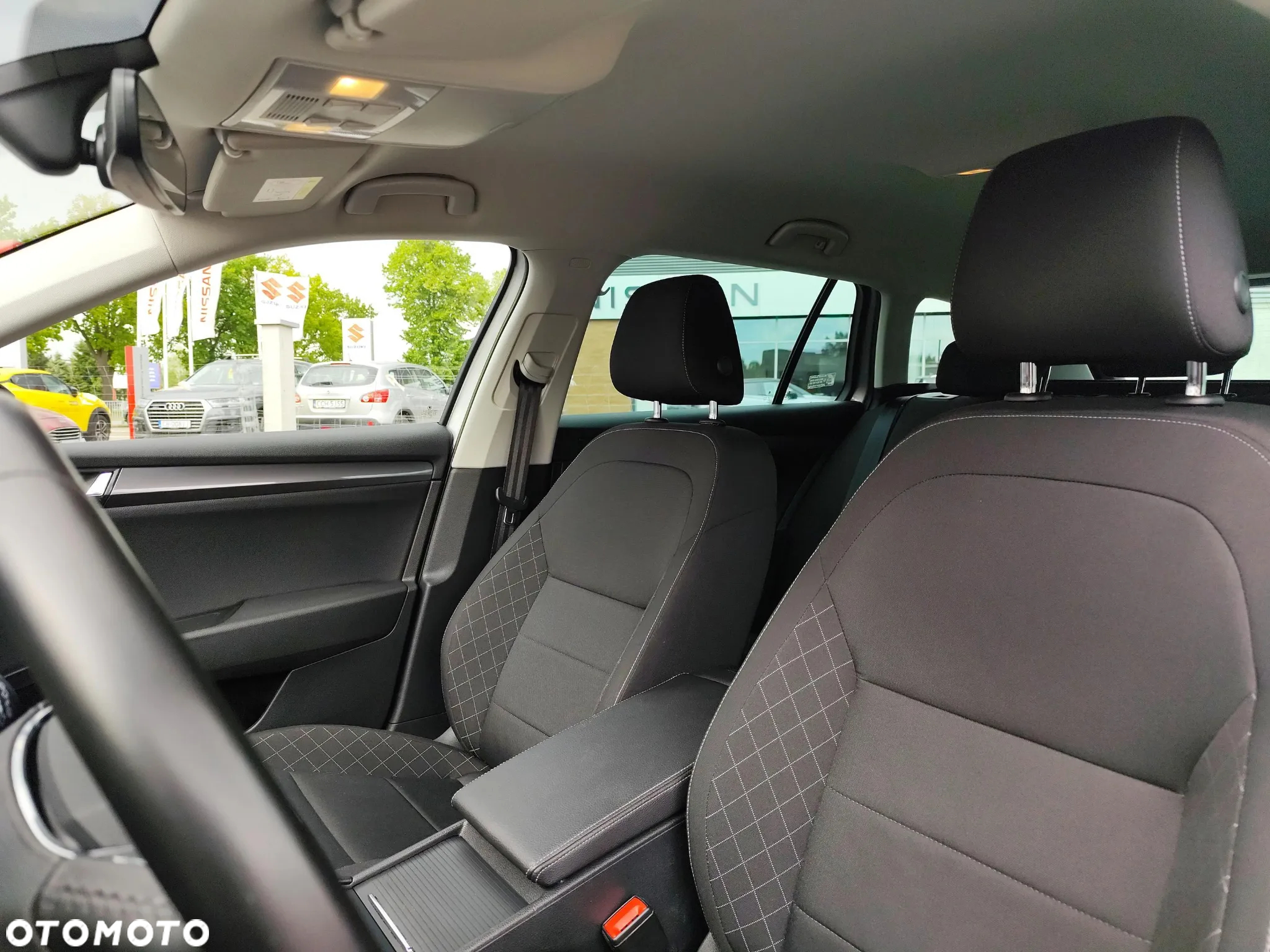 Skoda Superb 2.0 TDI SCR Ambition - 11