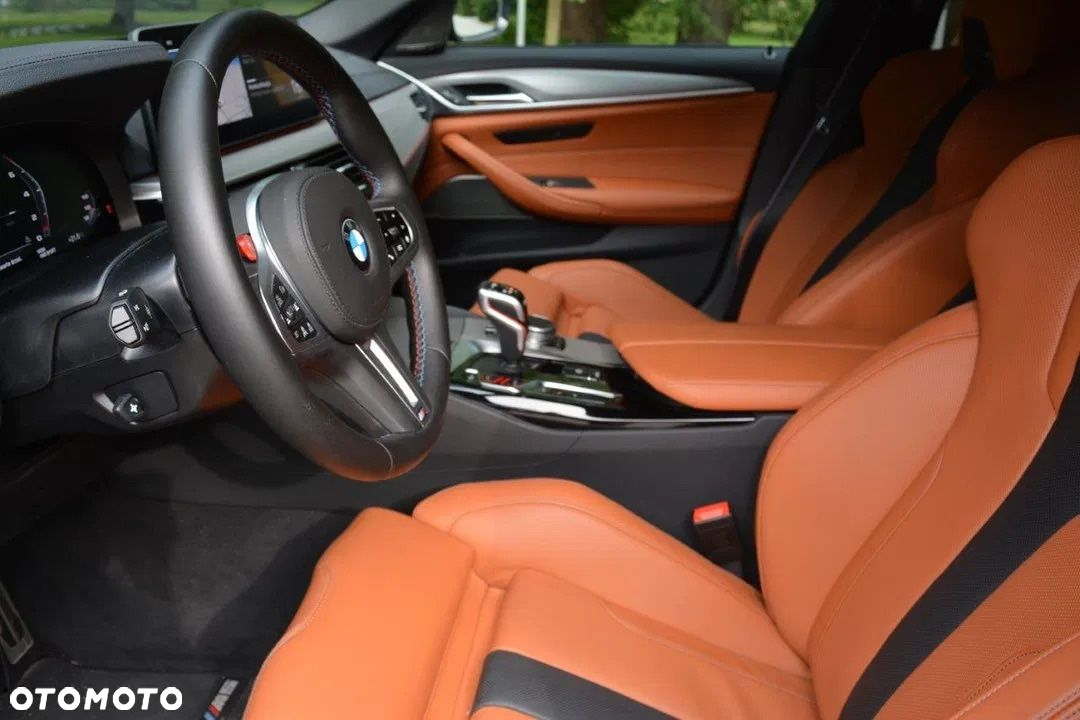 BMW M5 Competition - 10