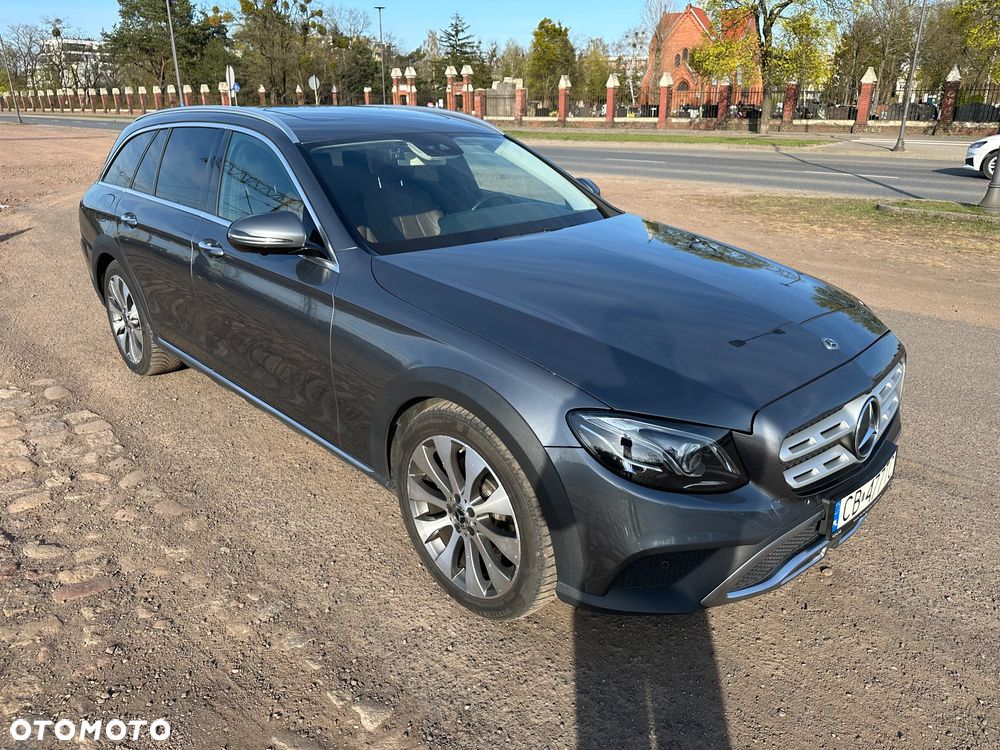 Mercedes-Benz Klasa E 220 d 4-Matic All-Terrain - 9