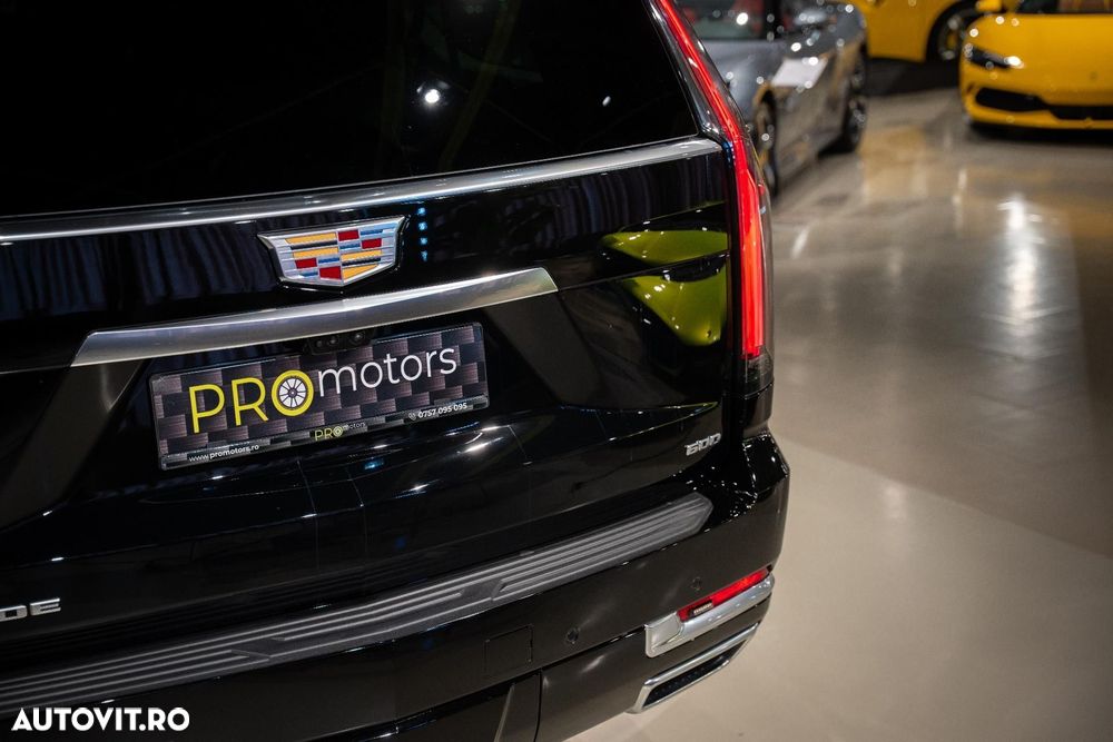 Cadillac Escalade - 16