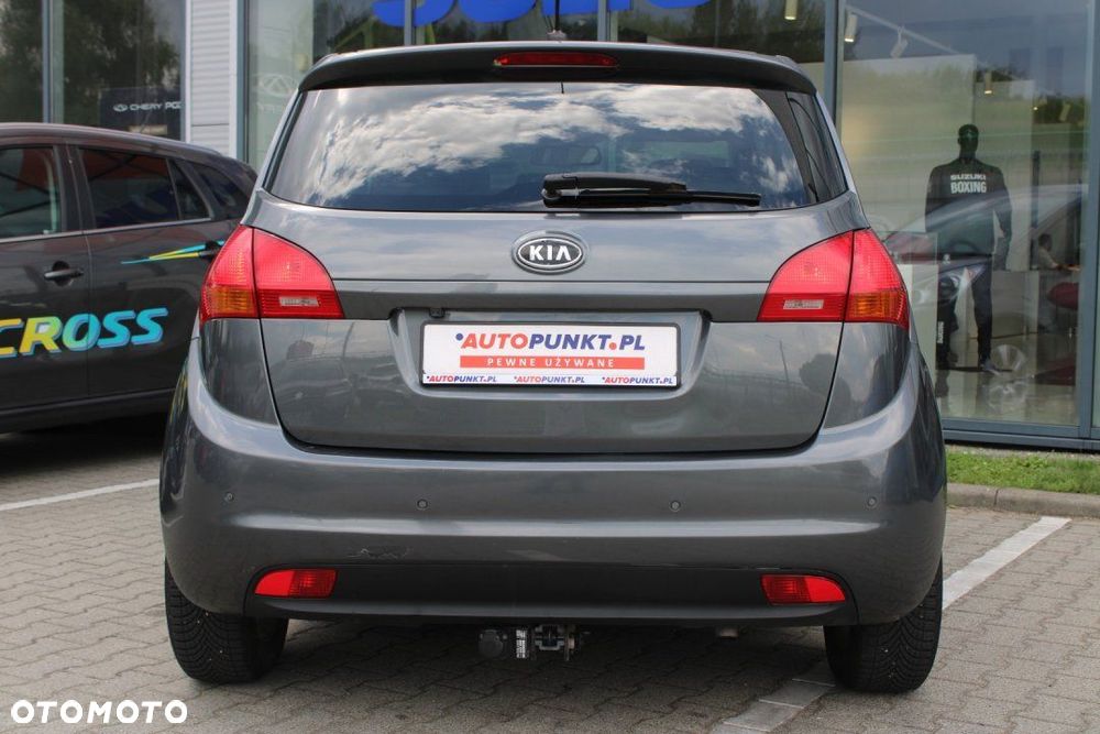 Kia Venga - 7