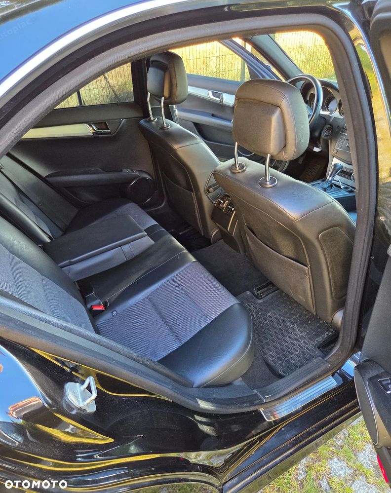 Mercedes-Benz Klasa C 280 7G-TRONIC Avantgarde - 9