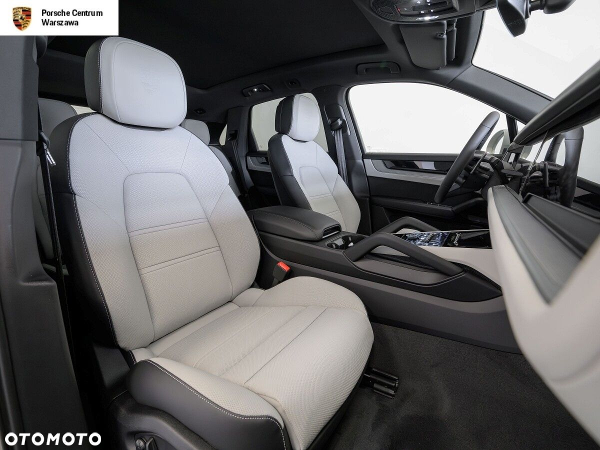 Porsche Cayenne - 15