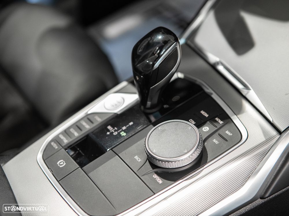BMW 320 Gran Turismo d xDrive Aut. M Sport - 52
