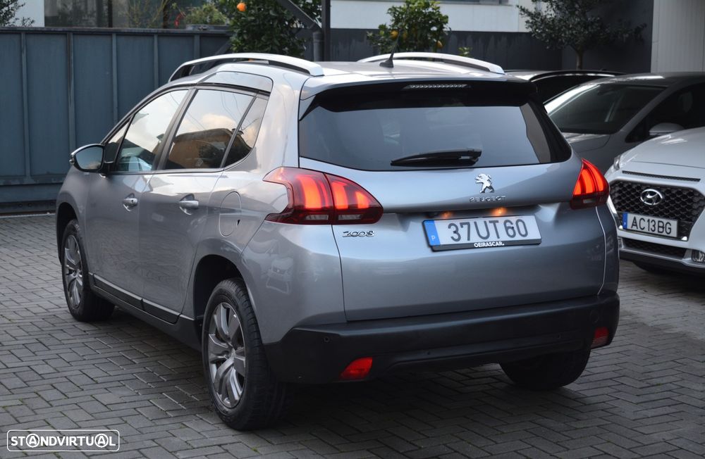 Peugeot 2008 1.2 PureTech Style - 15