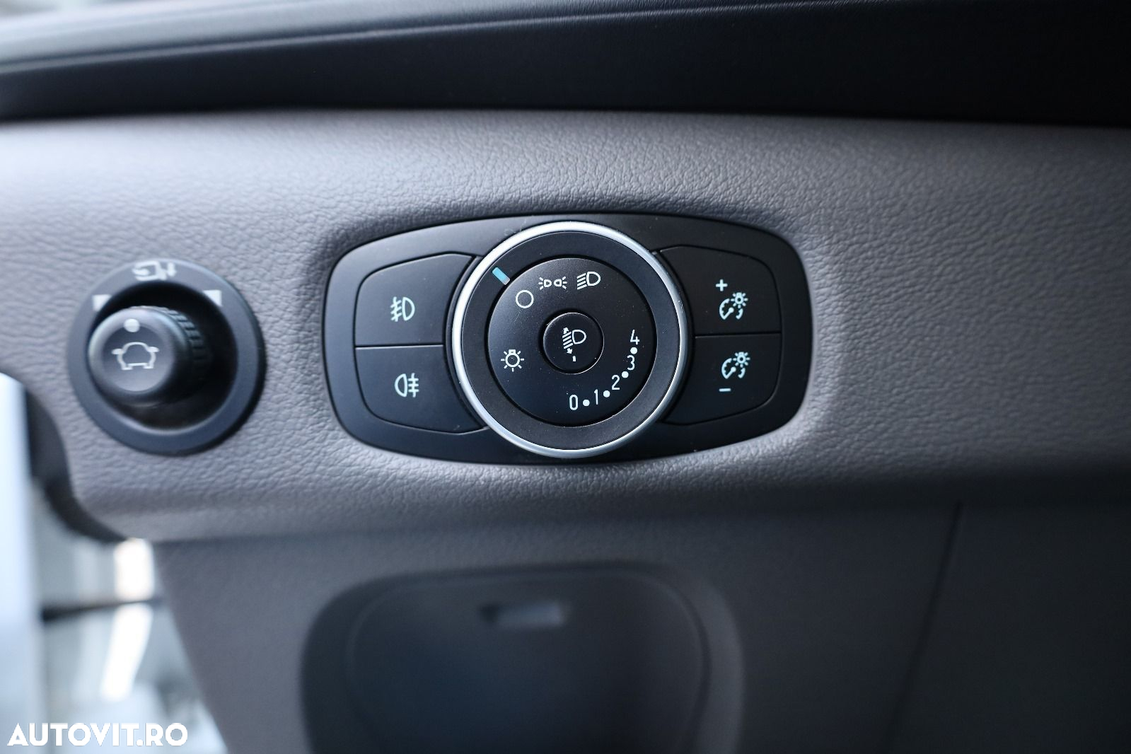 Ford Transit - 19