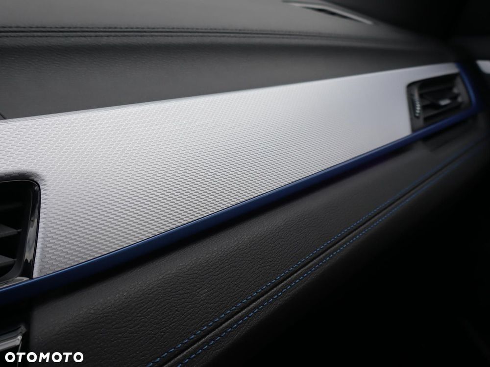 BMW X2 sDrive18i - 15