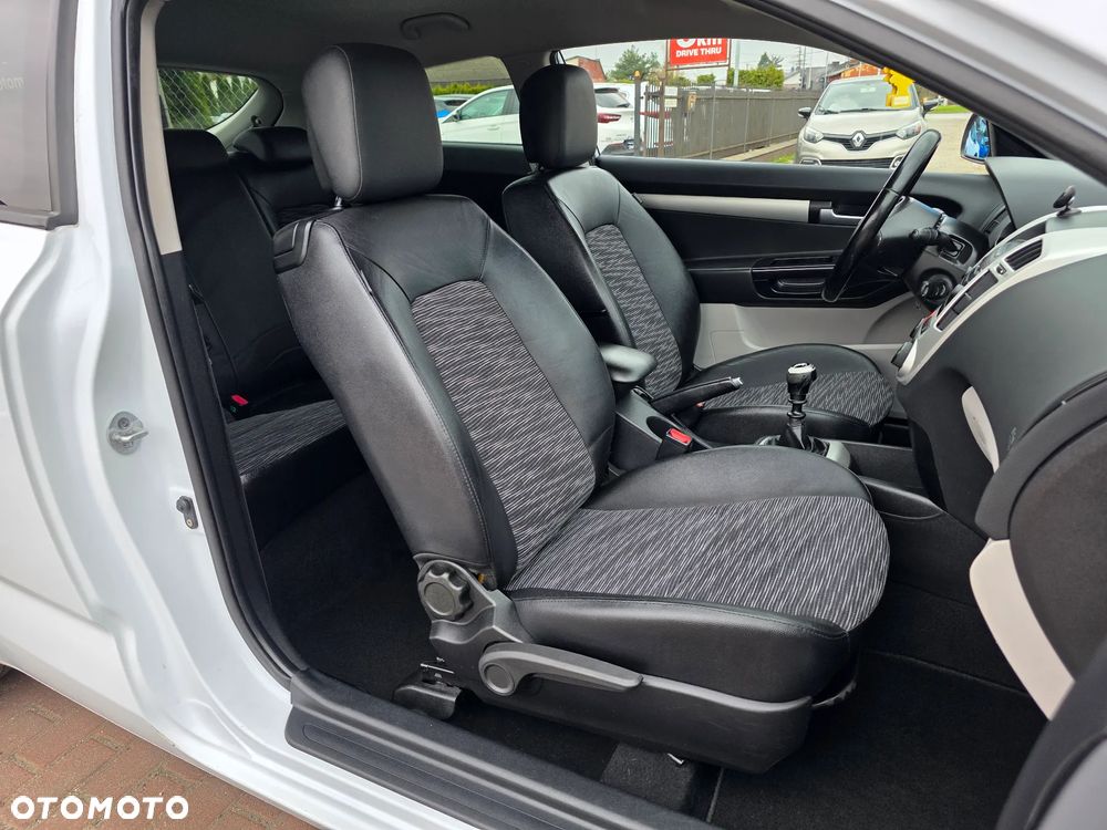 Kia ProCeed 1.6 CVVT EX - 12