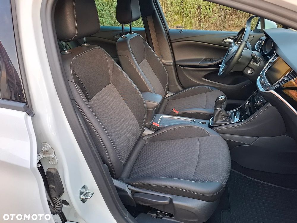 Opel Astra - 9