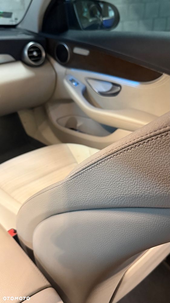 Mercedes-Benz Klasa C 200 4-Matic 7G-TRONIC - 10