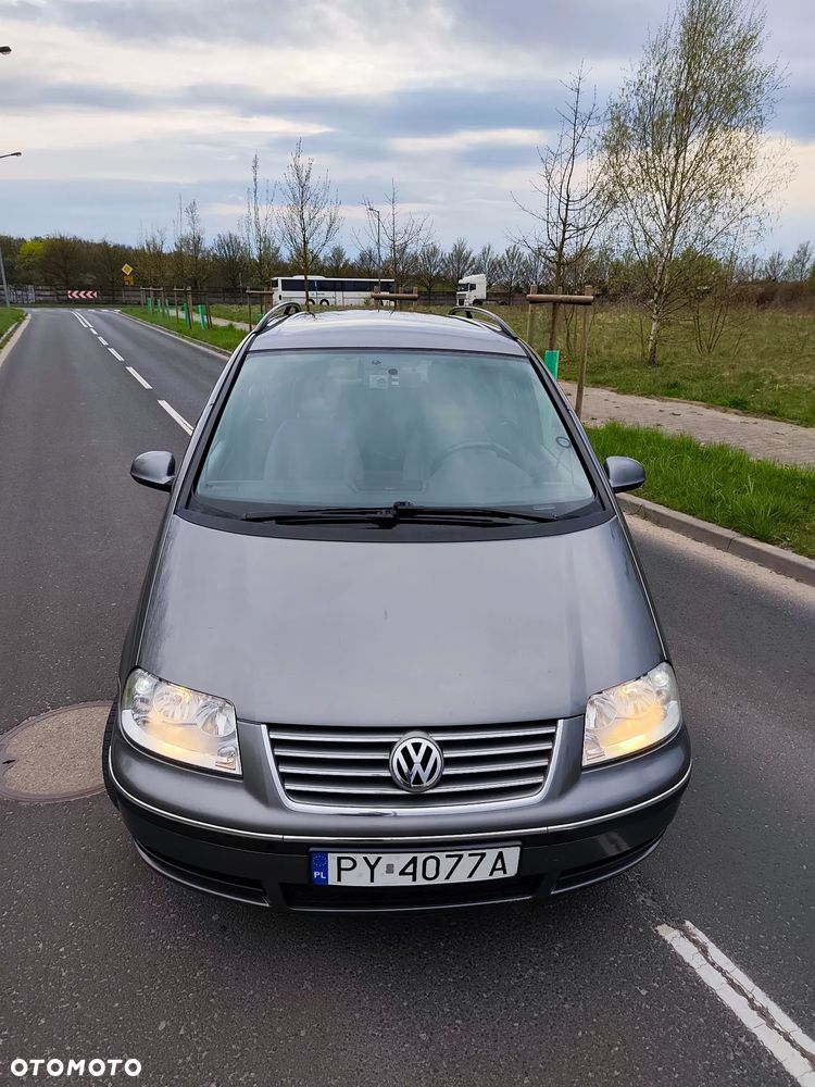 Volkswagen Sharan 1.9 TDI Automatik Exclusive Edition - 5