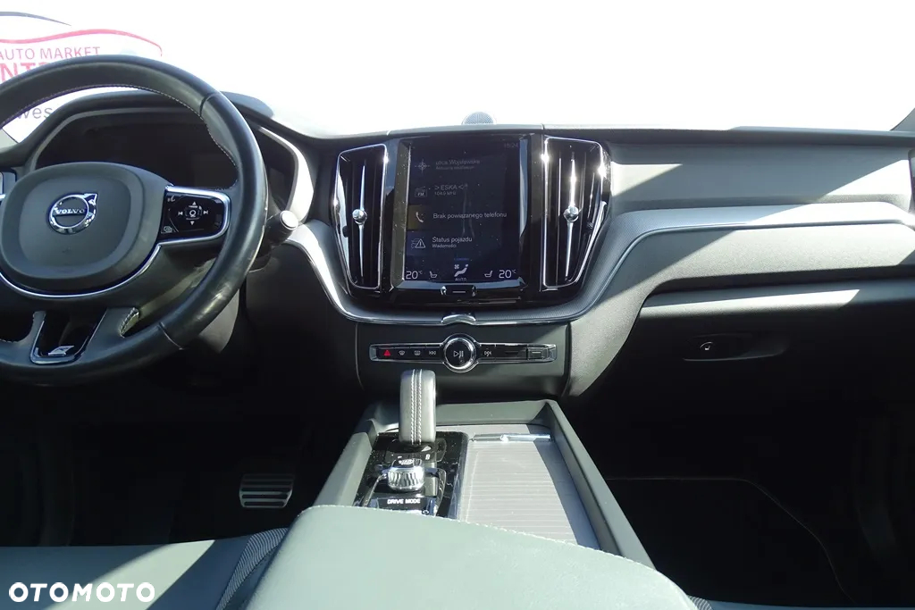 Volvo XC 60 T8 Twin Engine AWD Geartronic RDesign - 40