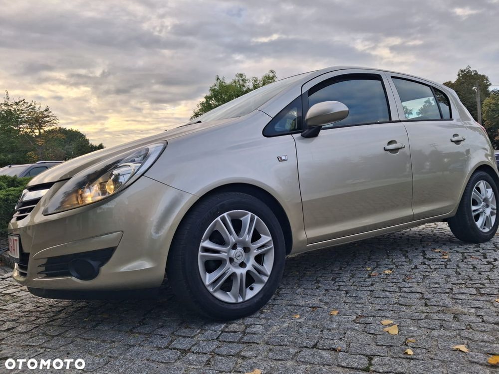 Opel Corsa - 12