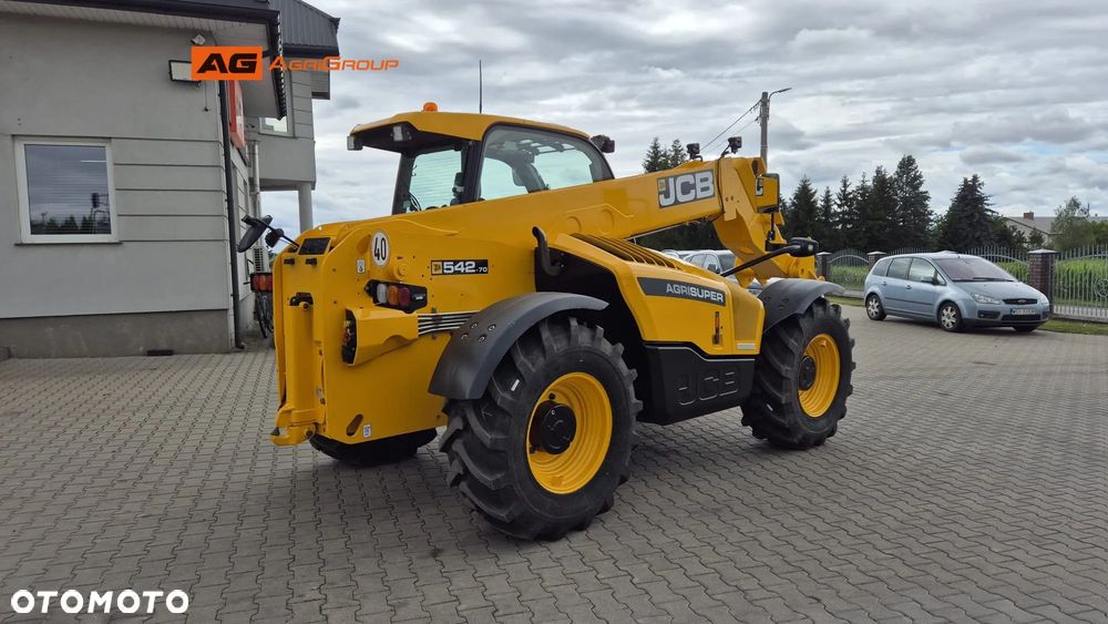 JCB 542-70 AGRI SUPER 2020R 145KM 2019R - 4