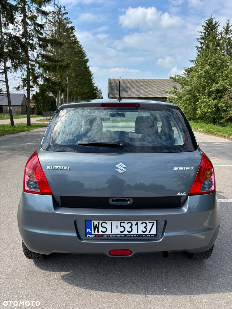 Suzuki Swift 1.3 4x4 Comfort - 8