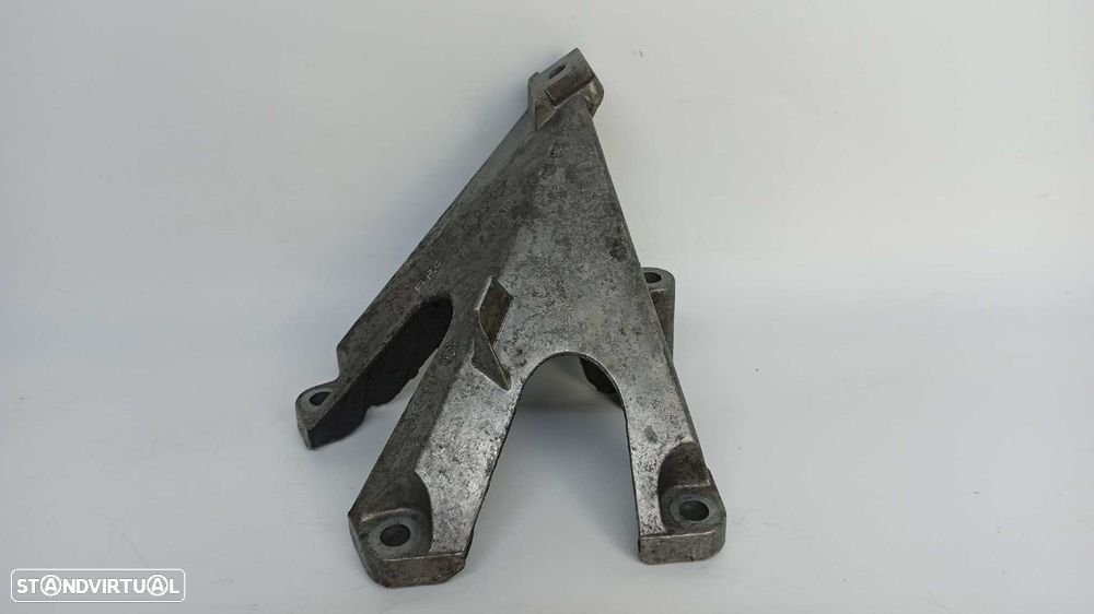 APOIO DO MOTOR DIREITO AUDI A4 CABRIO (8H) 2.5 TDI - 1